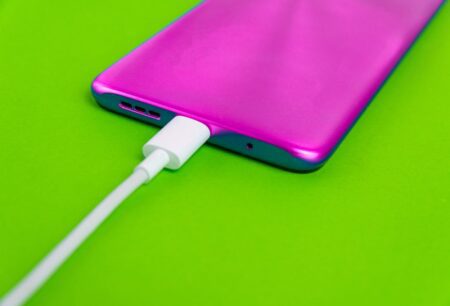 Como Limpar a Entrada do Carregador do Celular? Como Limpar a Entrada do Carregador do Celular